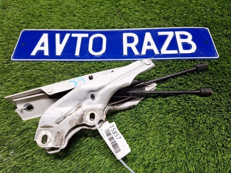 Петли капота Audi A6 2011 4G8823359A C7 CHV 2.8