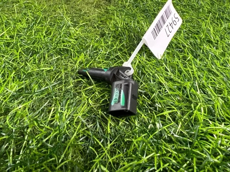 Датчик ABS Audi A6 2011 4E0927803D C7 CHV 2.8, задний левый