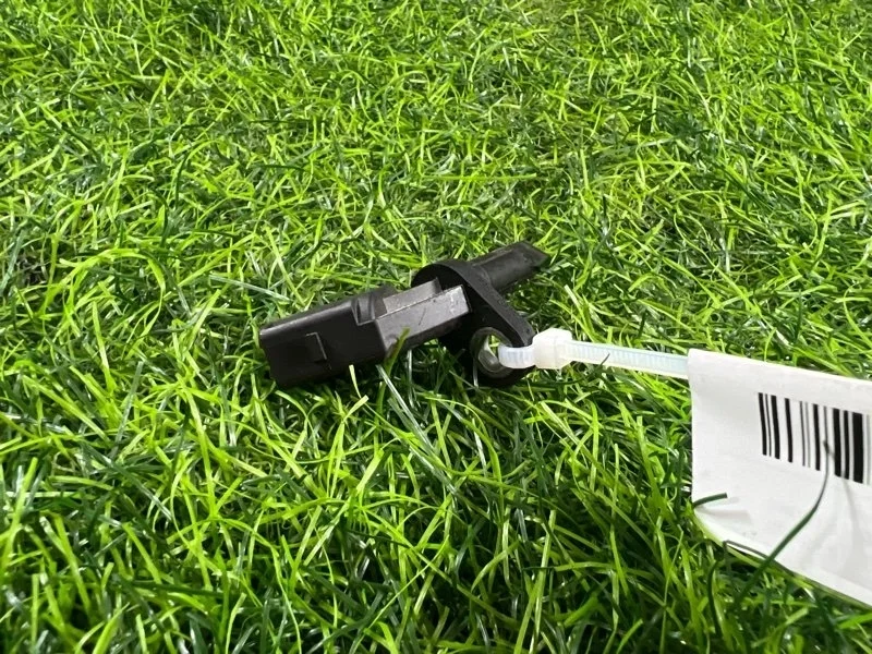 Датчик ABS Audi A6 2011 4E0927803F C7 CHV 2.8, задний левый