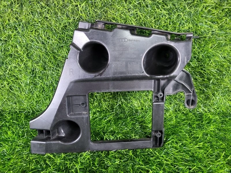 Кронштейн крепления бампера Audi A6 2011 4G5807394 C7 CHV 2.8, задний правый