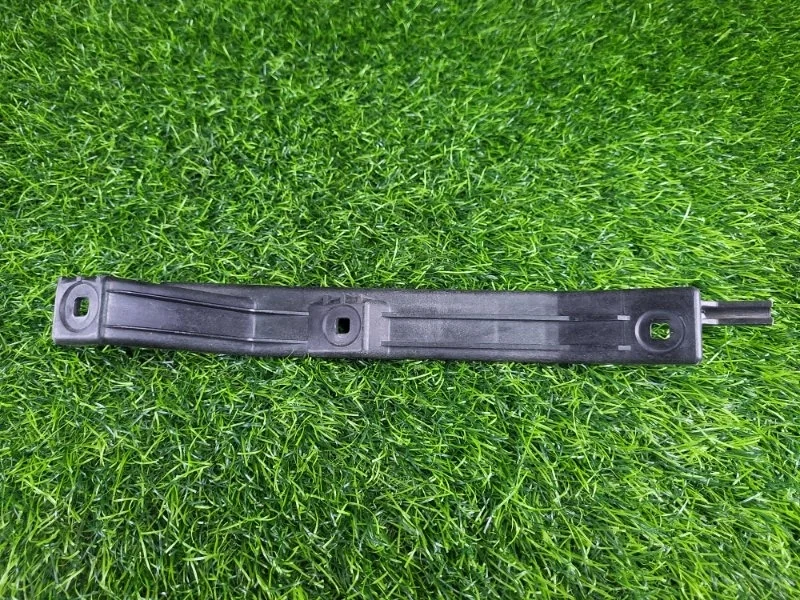 Кронштейн крепления бампера Audi TT 2003 8N0807454 8N AUQ 1.8T, задний правый