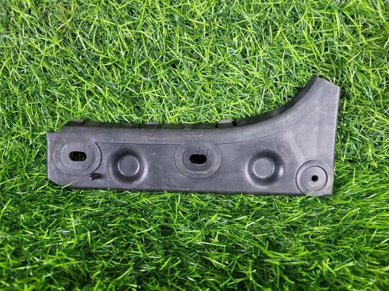 Кронштейн крепления бампера Audi A6 2000 4B0807283B C5 APR 2.8, передний левый