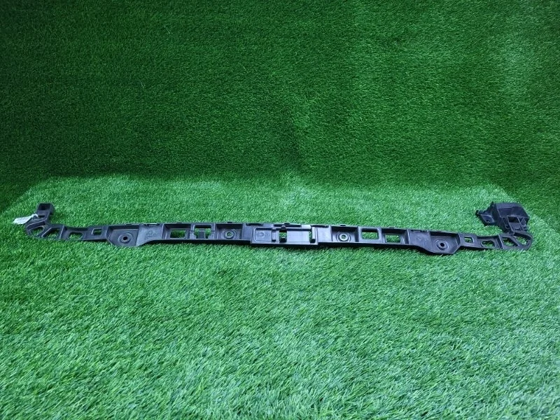 Кронштейн крепление бампера центральный Volkswagen Golf 2011 5K6807863 6 CAX 1.4T, задний левый