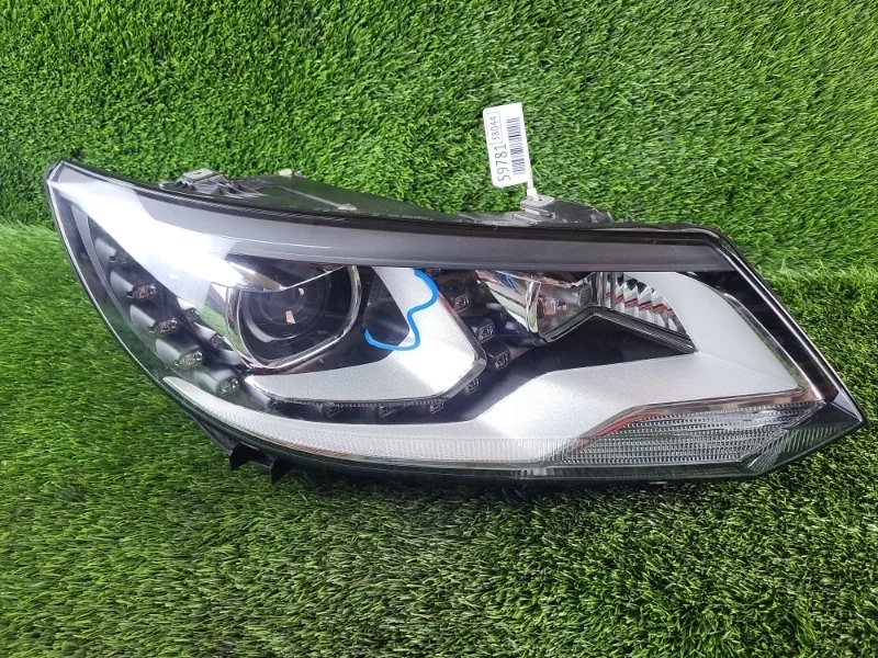 Фара Volkswagen Tiguan 2011 5N2941752 5N CCZ 2.0T, передняя правая