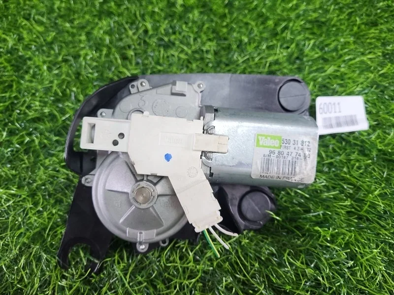 Моторчик стеклоочистителя Peugeot 308 5d 2009 9680477480 T7 EP6, задний