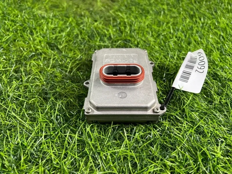 Блок розжига ксенона Audi A6 2005 4F0941329B C6 AUK 3.2