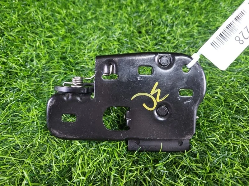 Замок капота Volkswagen Passat 2010 3C0823480 B6 BVY 2.0, передний