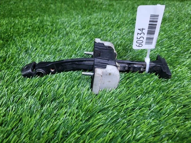 Ограничитель двери Opel Insignia 2012 13229021 68 A18XER, передний правый