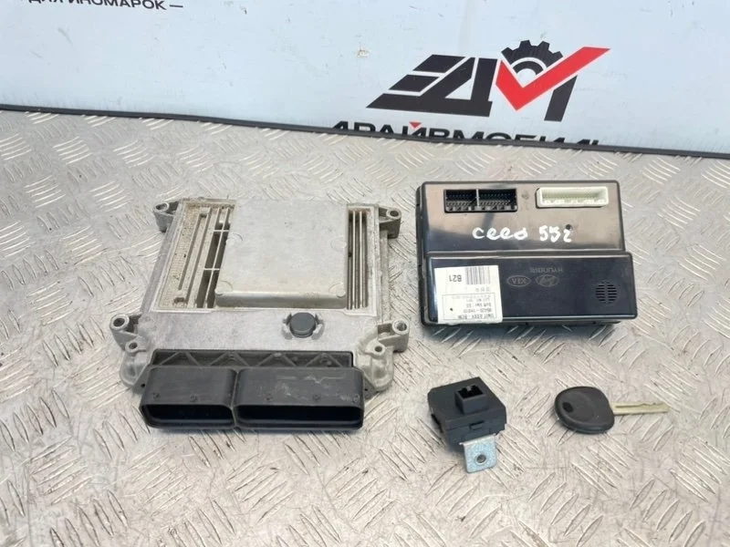 блок управления ДВС Kia Ceed 2008 ED G4FC