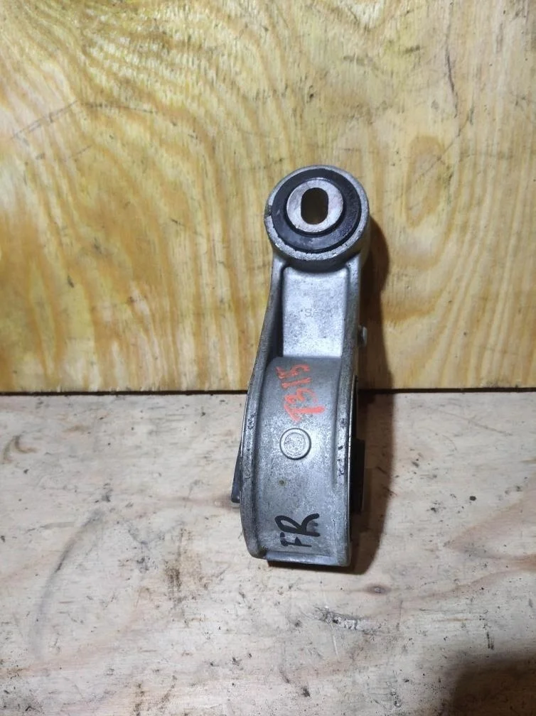 Б.у. опора двигателя NISSAN X-TRAIL T31 NISSAN X-TRAIL T31