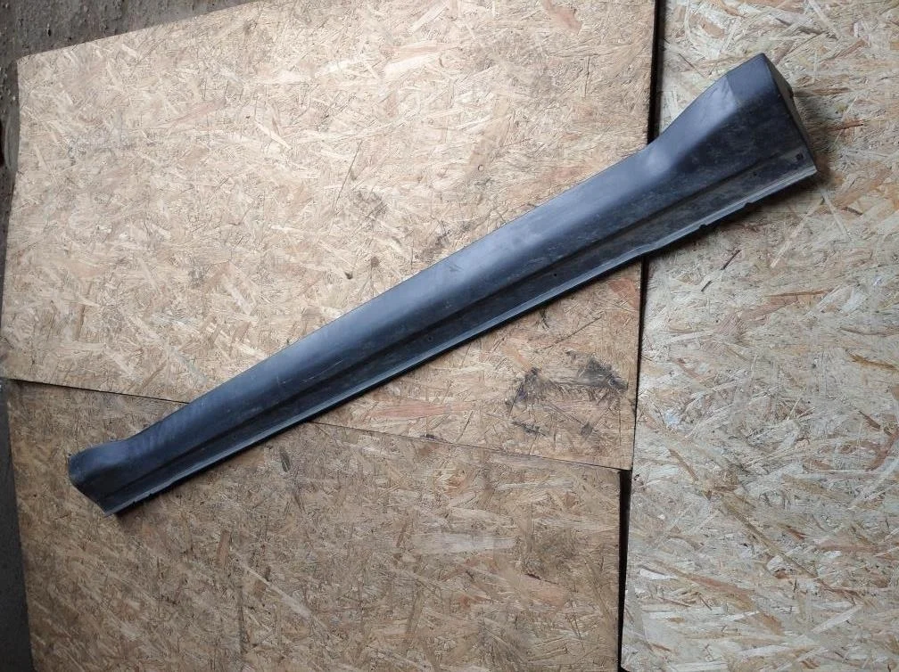 Б.у. порог пластиковый MITSUBISHI OUTLANDER XL CW5W MITSUBISHI OUTLANDER XL CW5W