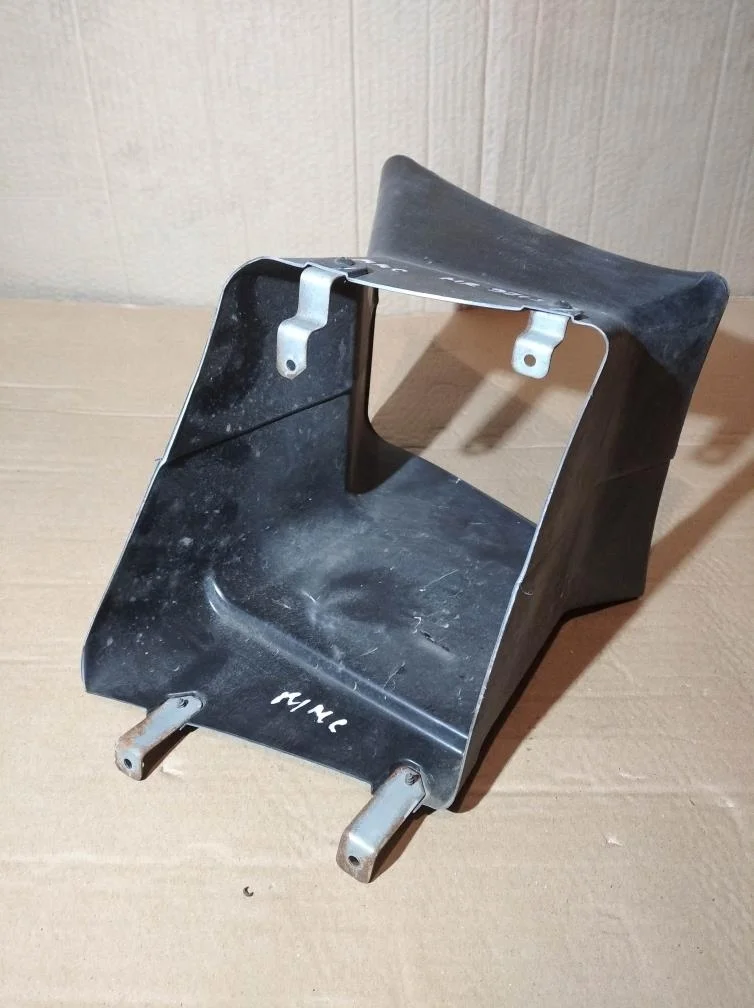 Б.у. воздуховод MITSUBISHI AIRTREK CU5W MITSUBISHI AIRTREK CU5W