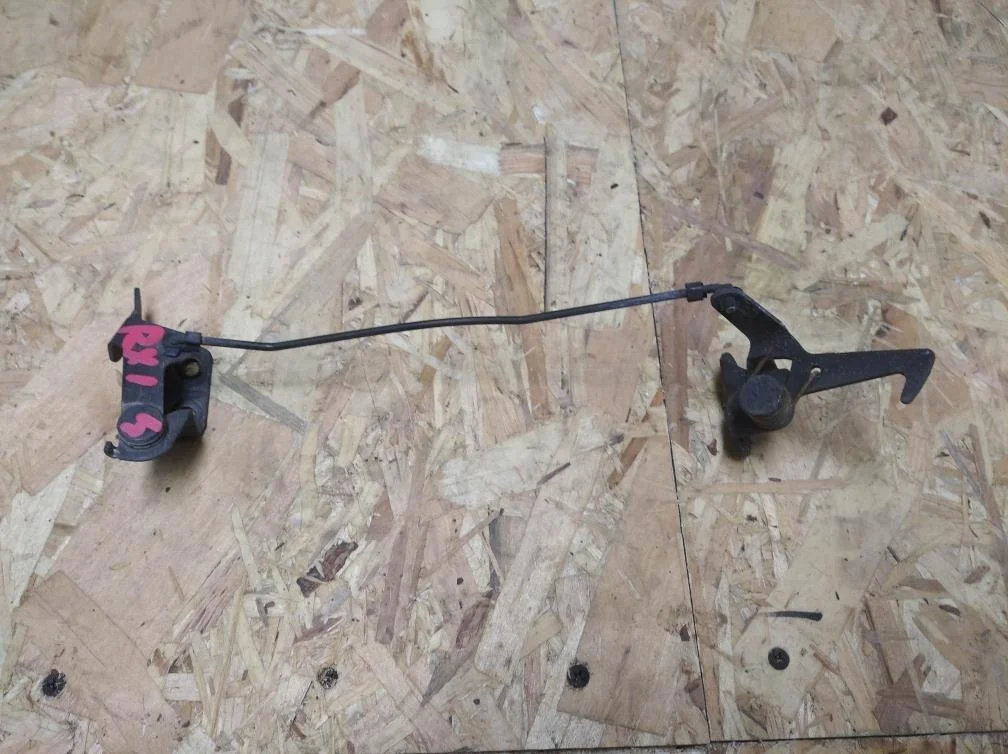 Б.у. замок капота (праворуль) LEXUS RX300 MCU15 LEXUS RX300 MCU15