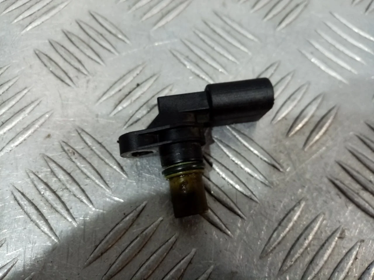 [Б/У] Датчик положения распредвала [Код: 00648767 ]