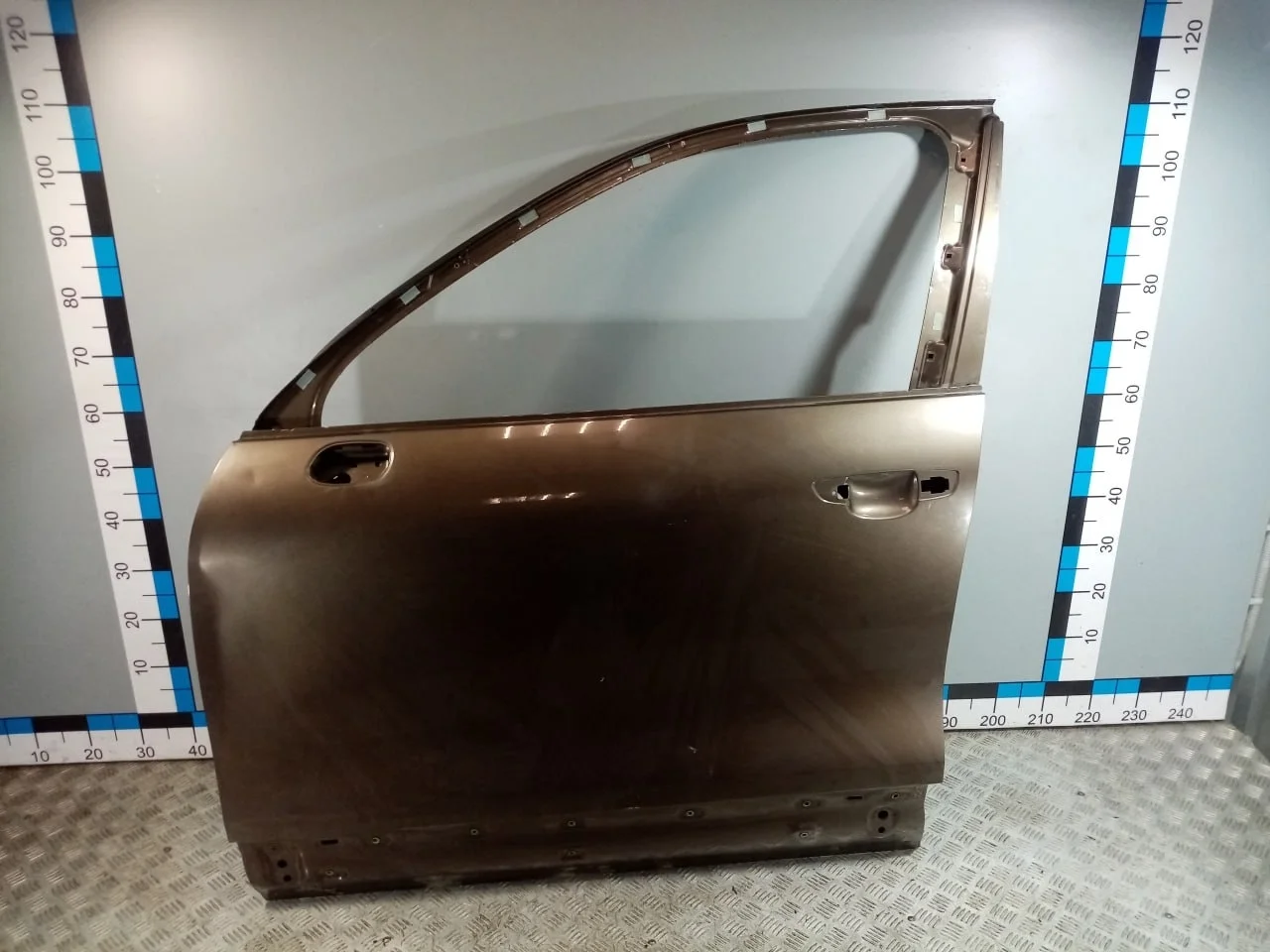 [Б/У] Дверь передняя левая Touareg 7P Cayenne [Код: 00650322 ]