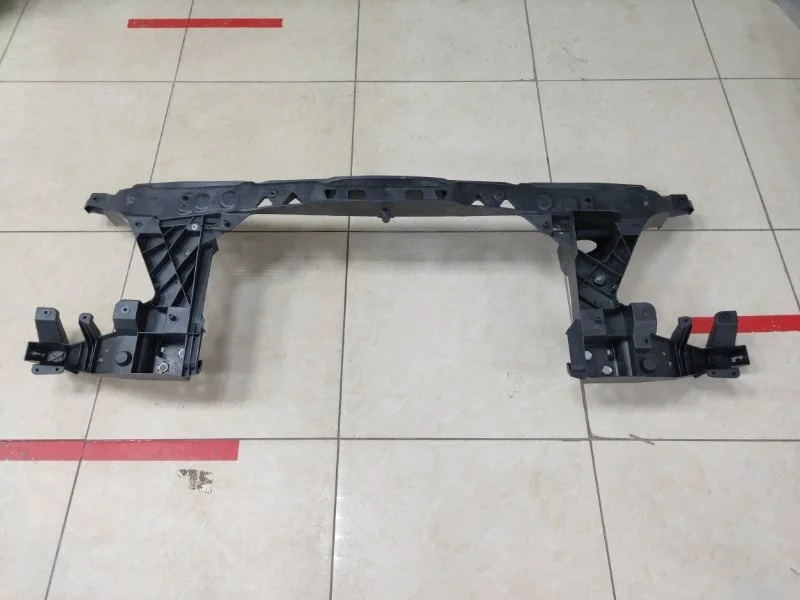 Передняя панель Mercedes-Benz Sprinter W906