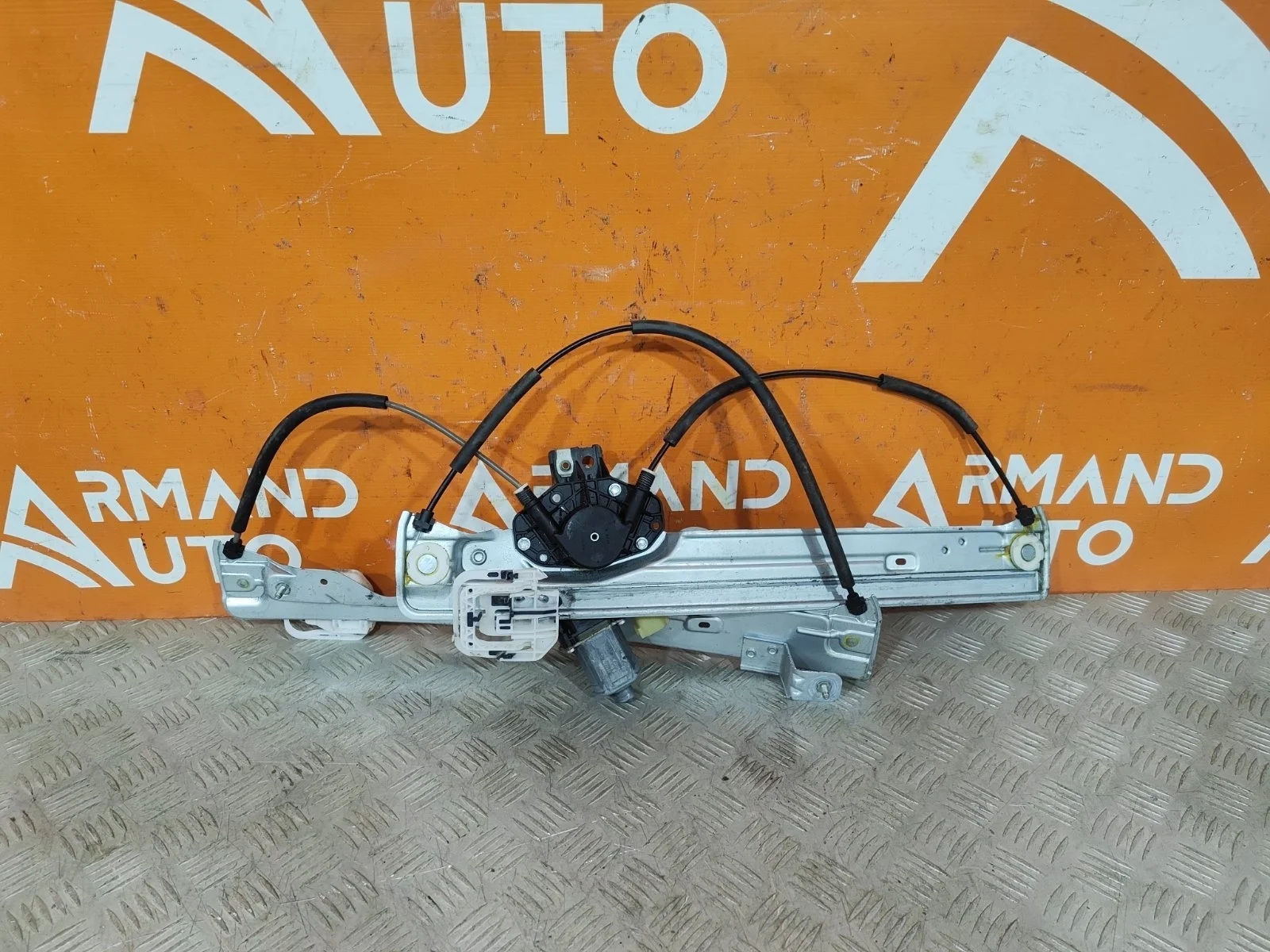 Стеклоподъемник Ford Kuga 2012-2019 CBS