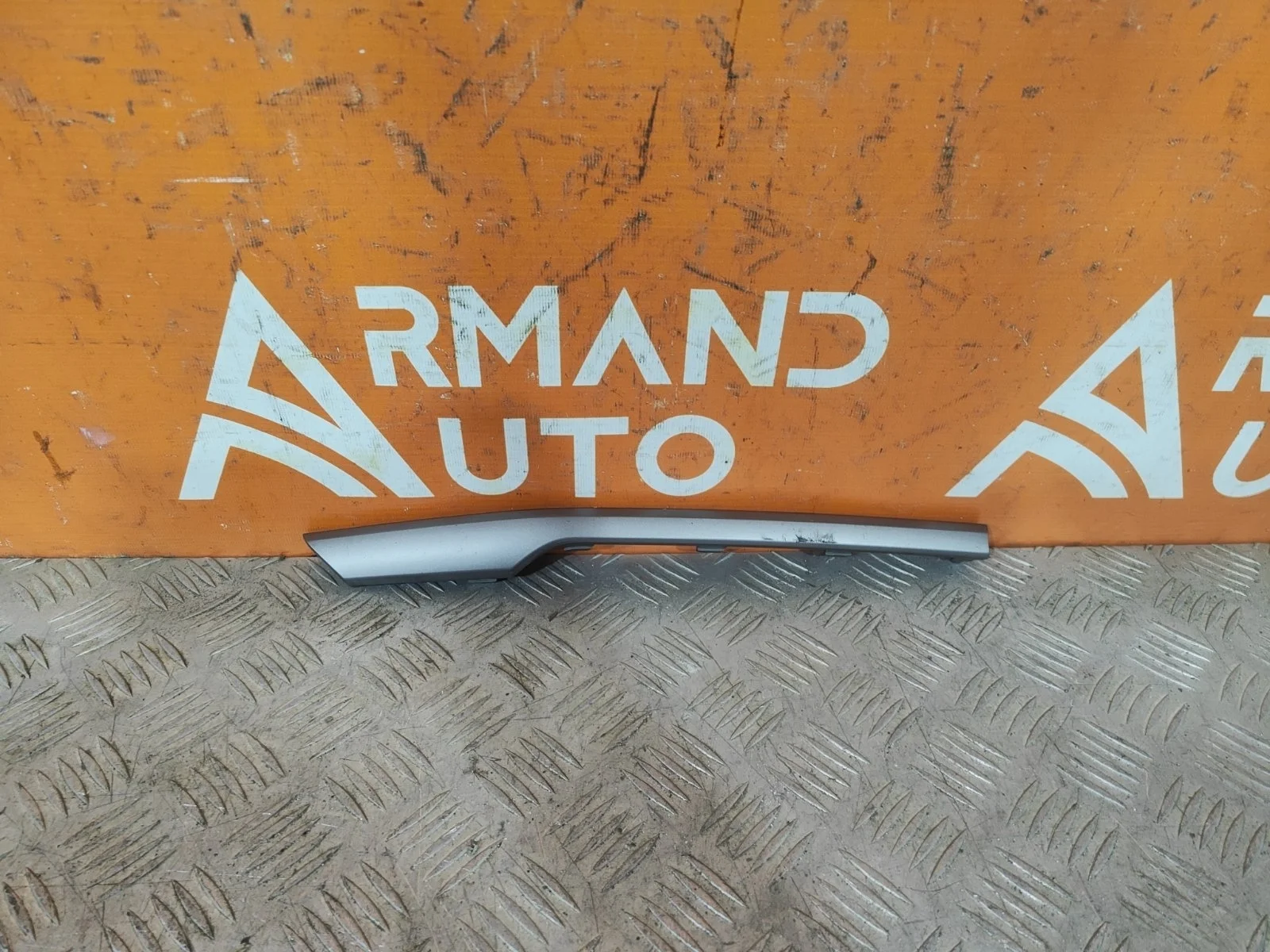 Накладка решетки радиатора Hyundai Tucson 2015-2018 3