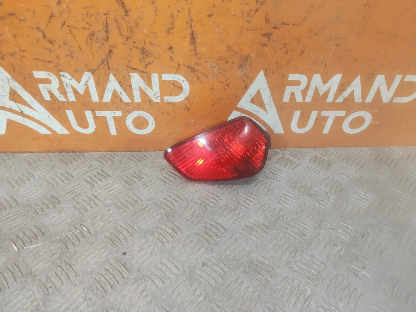 Фонарь противотуманный Mitsubishi Outlander 2015-нв 3