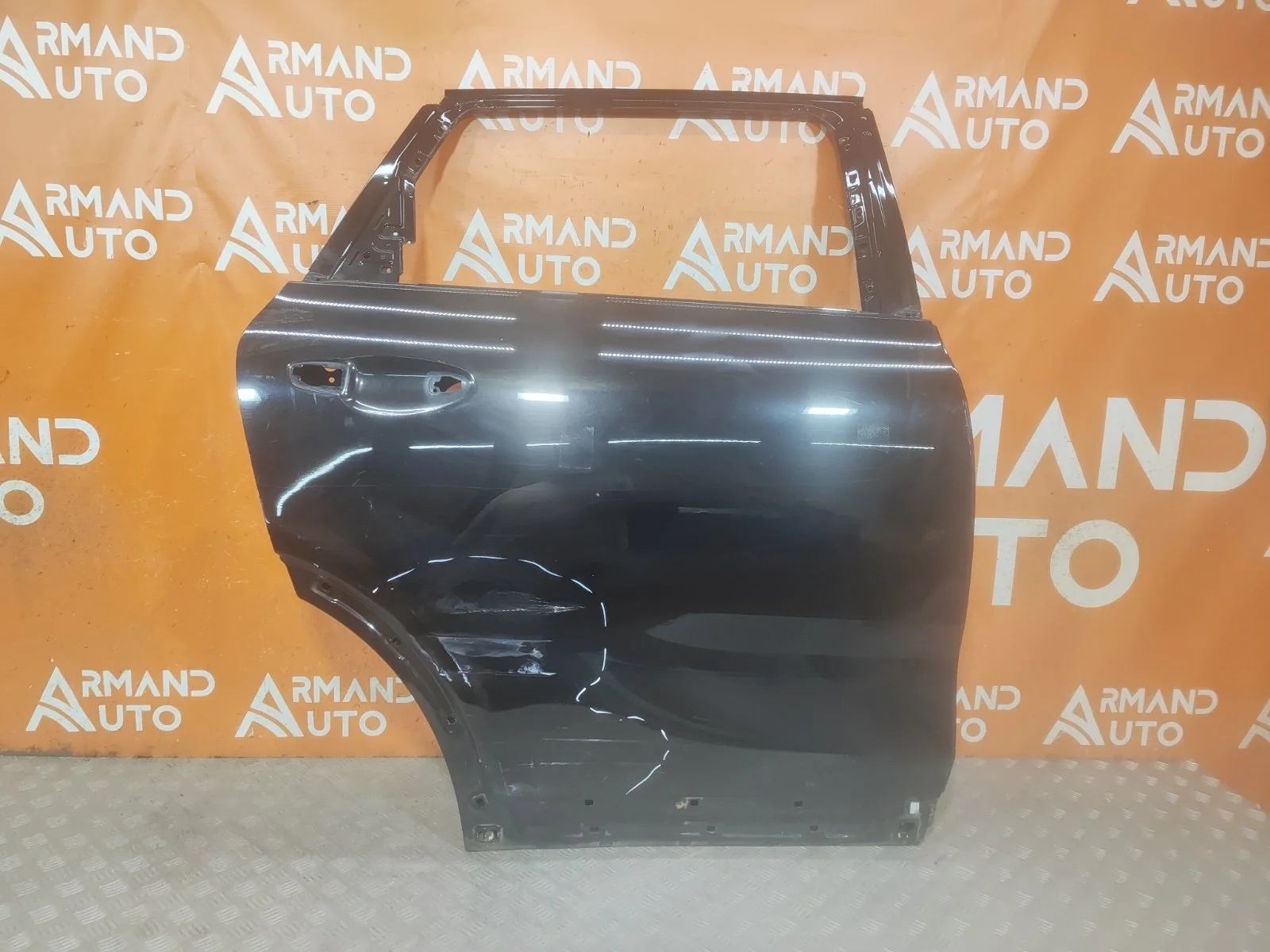 Дверь KIA Sorento 2014-2020 3 Prime UM