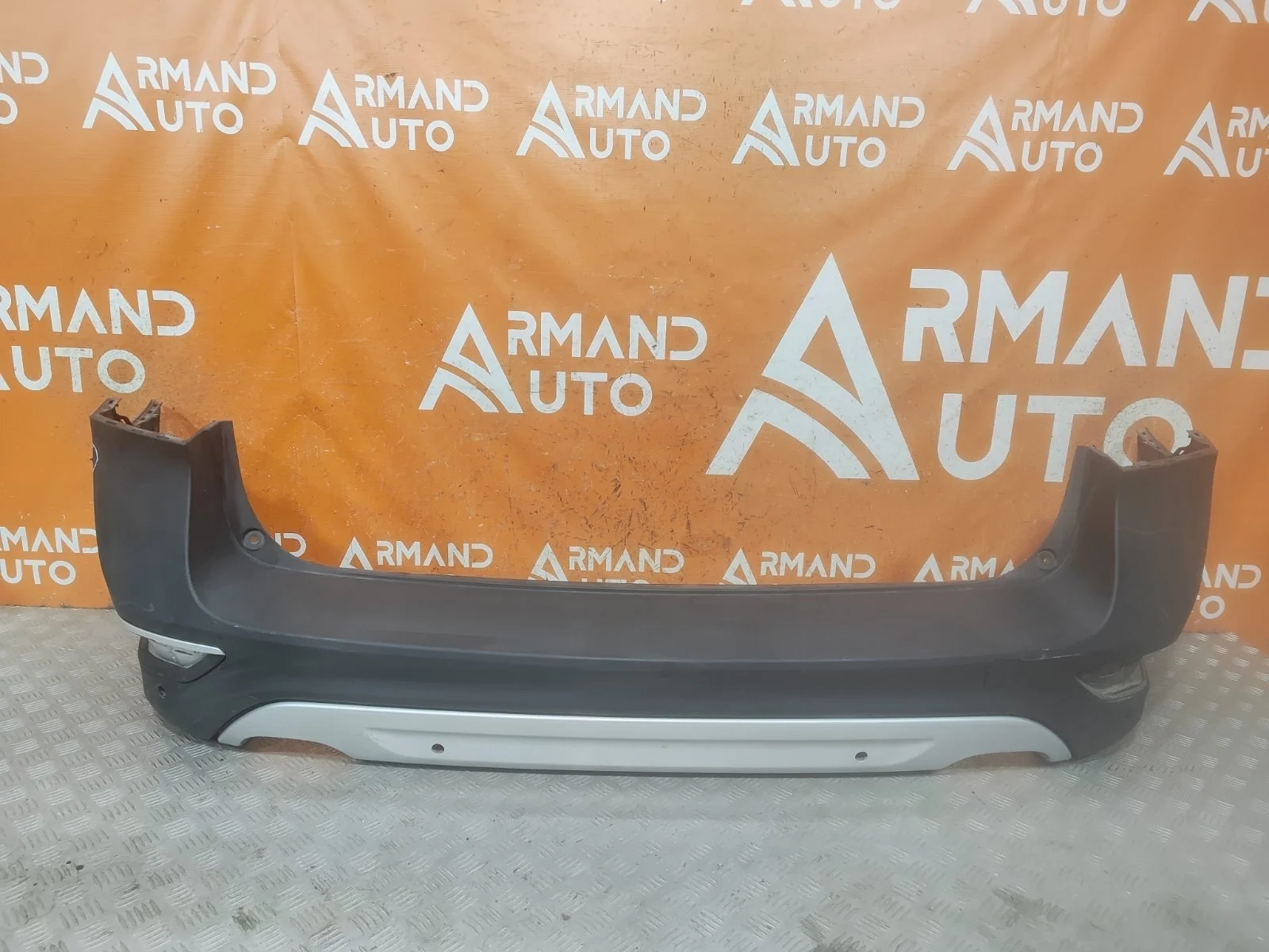 Бампер Volvo XC70 2007-2016