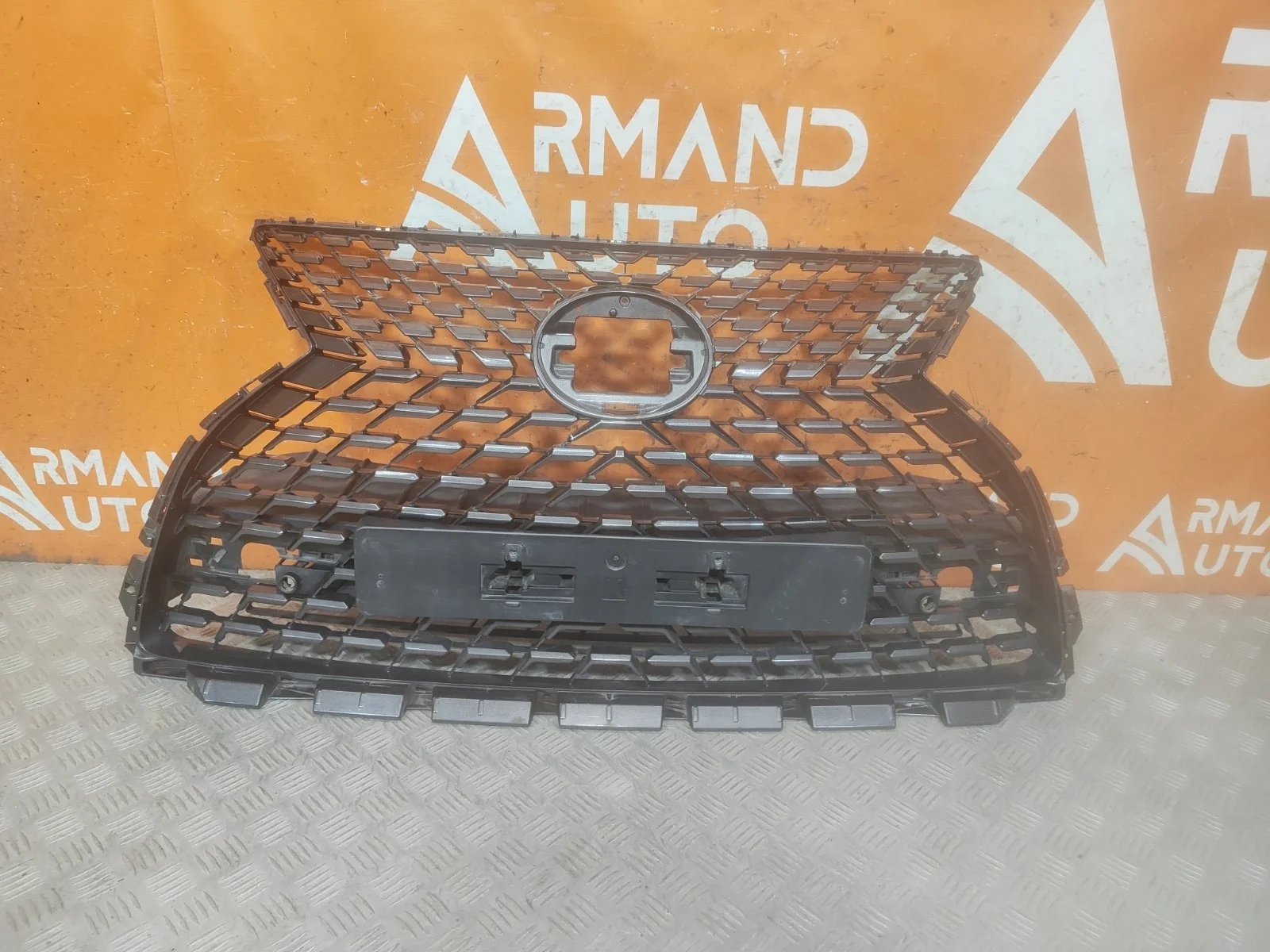 Решетка радиатора Lexus RX 2019-нв 4