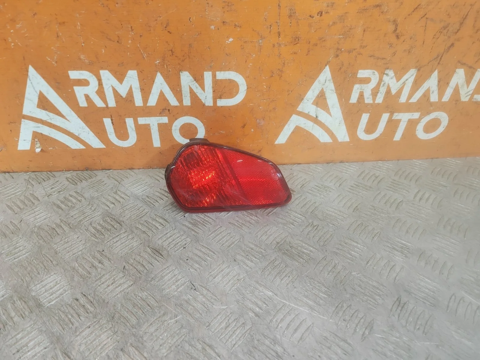 Фонарь противотуманный Mitsubishi Outlander 2015-нв 3