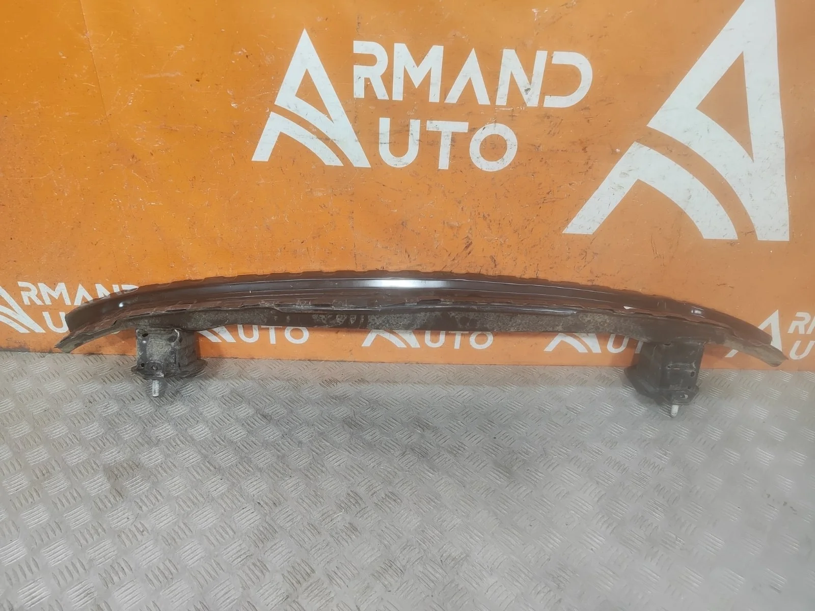 Усилитель бампера Mercedes GLC-Class 2015-2019 X253