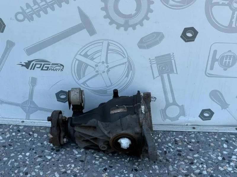 Редуктор заднего моста Mercedes-benz 2010 W204