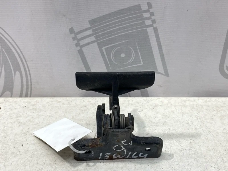 Крюк капота Mercedes-benz ML 2007 W164