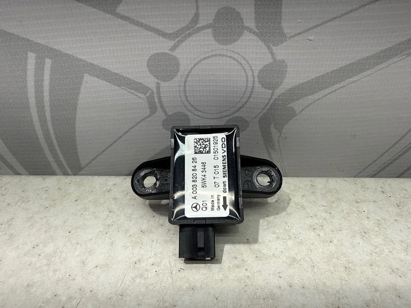 Датчик удара srs Mercedes-benz ML 2007 W164