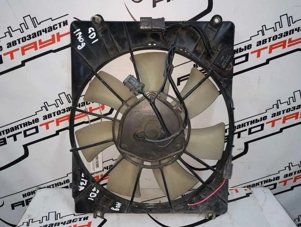 ДИФФУЗОР HONDA ПРАВЫЙ 80161SAA003