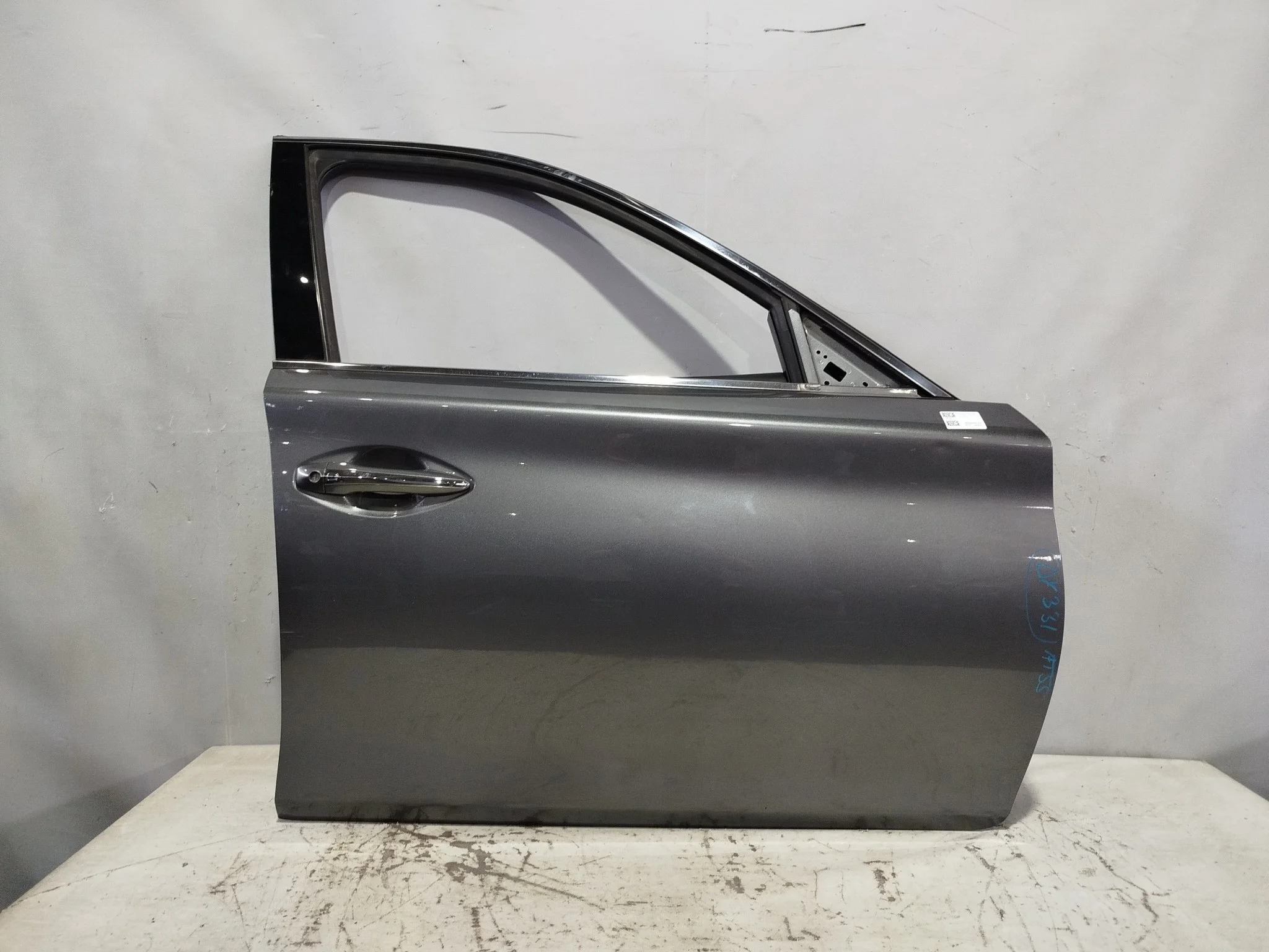 ДВЕРЬ NISSAN INFINITI Q50 SKYLINE H010M4GAMA ПЕРЕДНЯЯ ПРАВАЯ серебро DY331