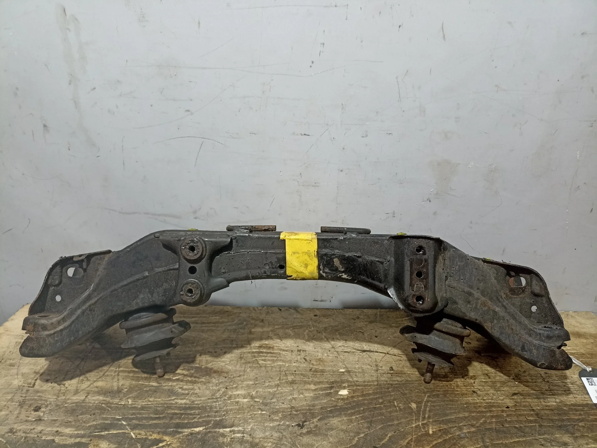 БАЛКА ДВС ПОДРАМНИК TOYOTA LEXUS ПЕРЕД 5120153020 XE295