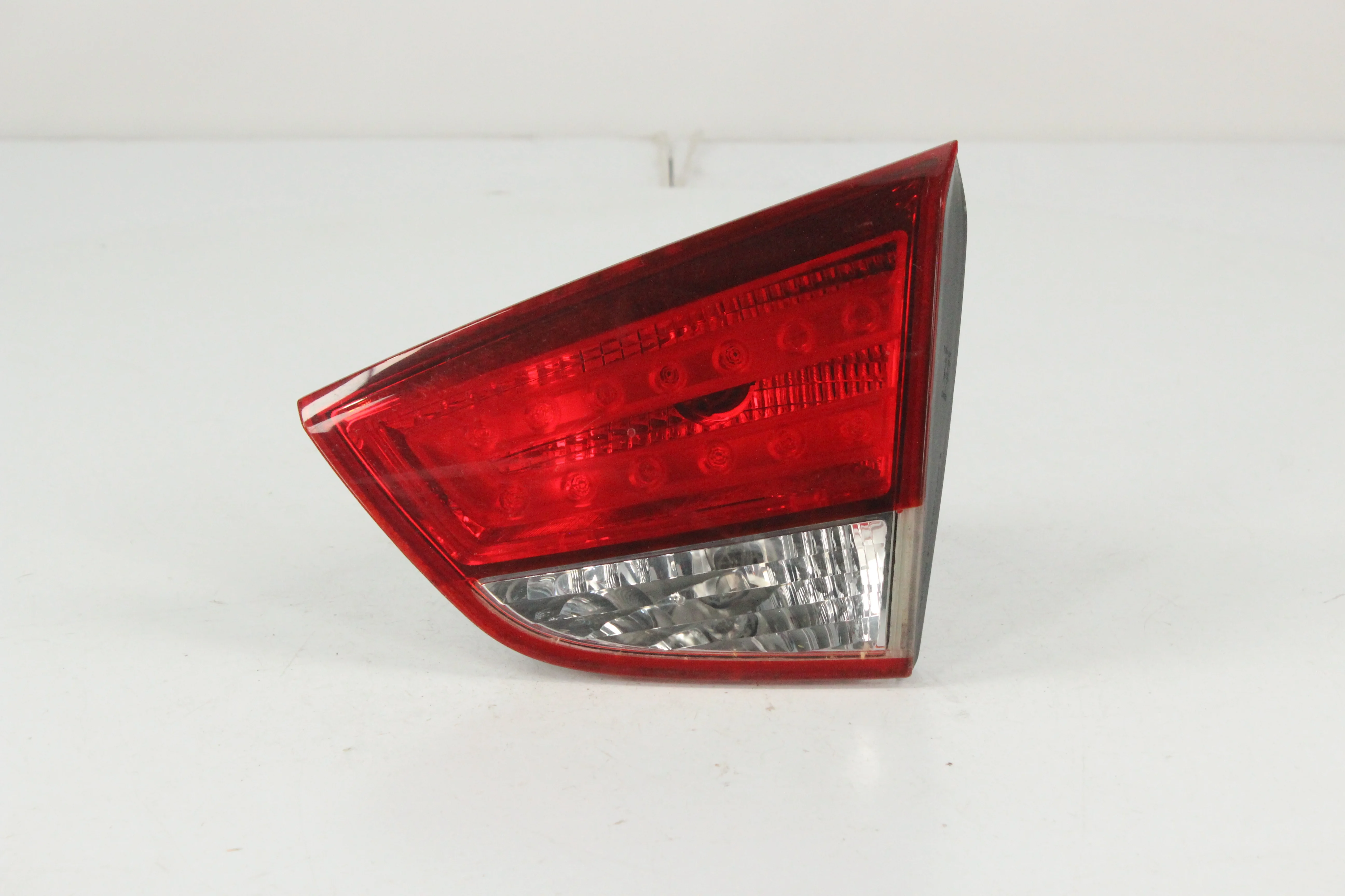 ФАЛЬШПАНЕЛЬ HYUNDAI ПРАВО 924062Y000 DY122Z