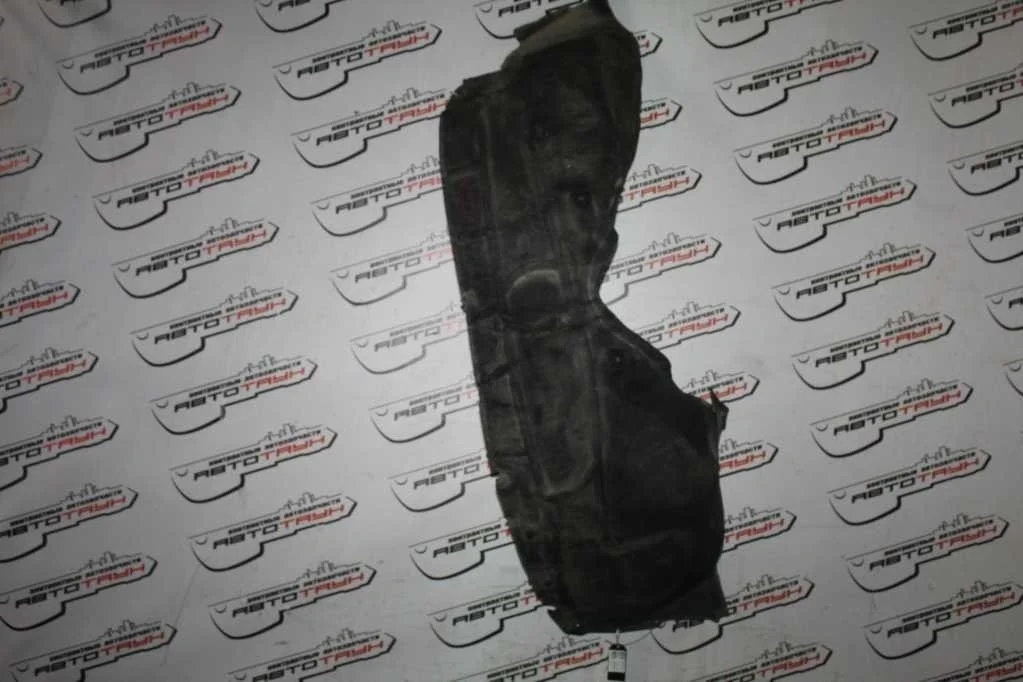 ПОДКРЫЛОК AUDI ПЕРЕД ПРАВО 4L0809962B