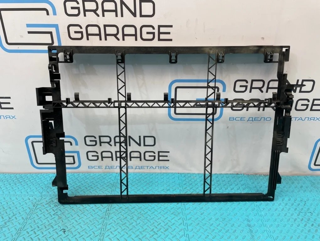 Дефлектор радиатора Mercedes-Benz Cl-Class 2009 A2215050341 W216 273.961 5.5