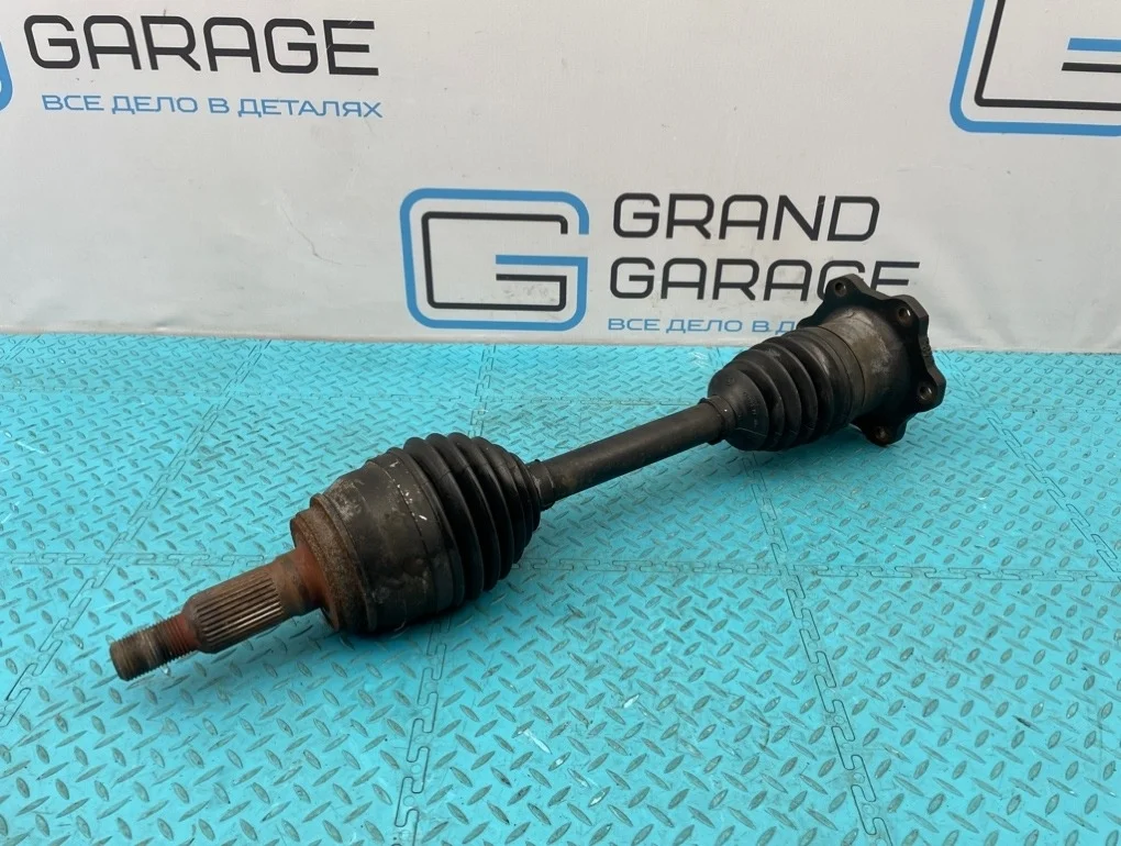 Привод Cadillac Escalade Iii 2007 85083496 GMT900 L92 6.2, передний левый