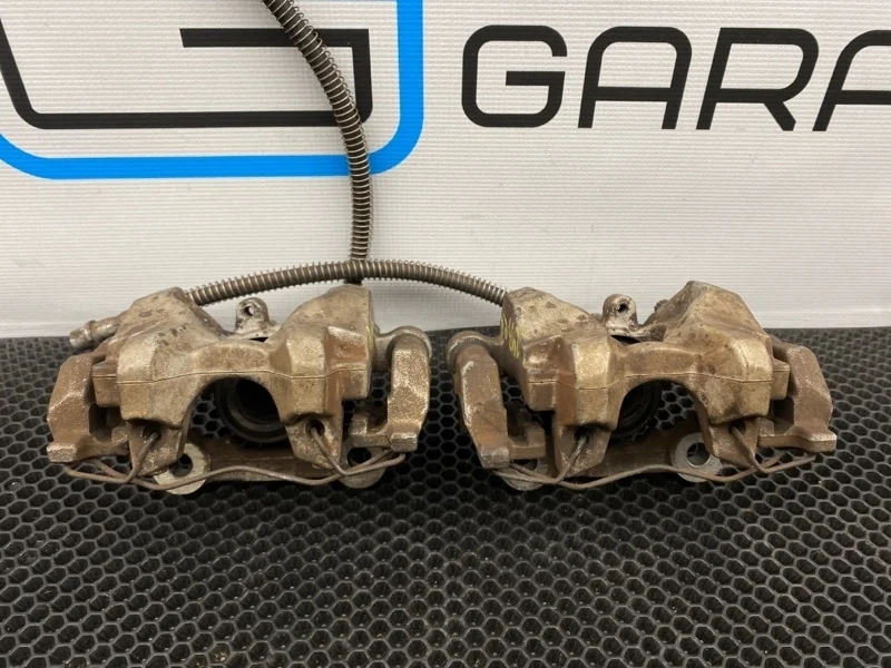 Суппорта задние Mercedes-Benz C-Class 2044231581 W204