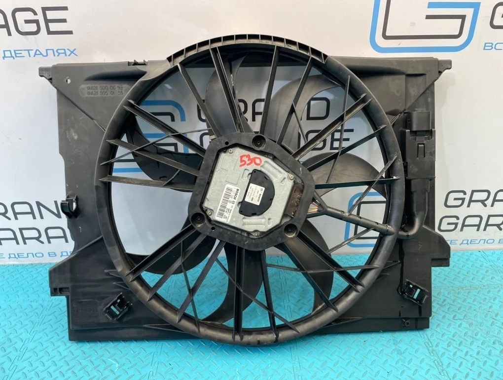 Вентилятор охлаждения Mercedes-Benz E-Class 2002 A2115000693 W211 112.949 3.2