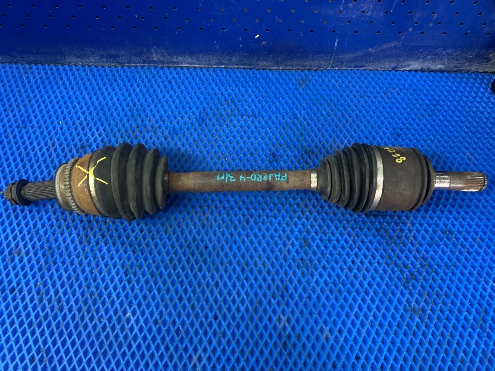 Привод задний Mitsubishi Pajero IV рестайлинг 2 (2014—2025) б.у