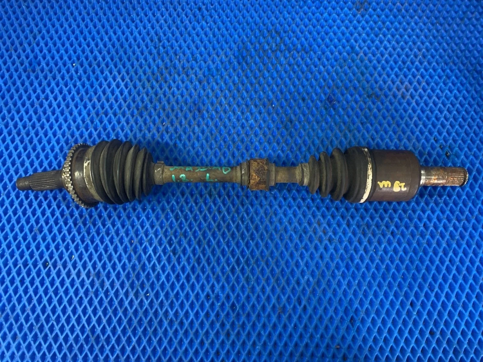 Привод передний левый Mazda 6 GG (2002—2005) Mazda 6 GG (2002—2005) GG GD36-25-60XB