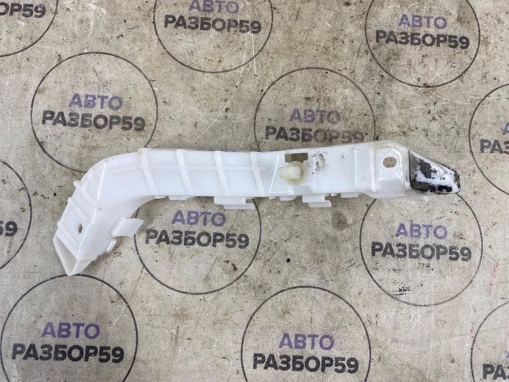 Кронштейн заднего бампера правый Kia Soul I (2008—2011)