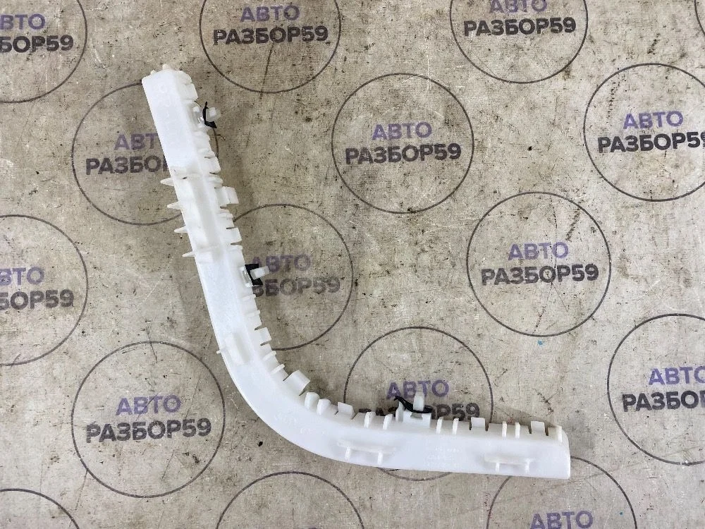 Кронштейн заднего бампера левый Kia Cerato II (2008—2013)