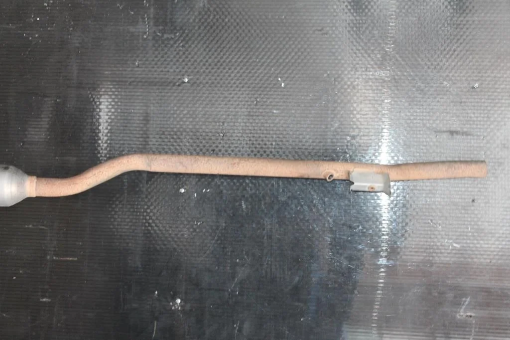 Б.у. глушитель средний MITSUBISHI LANCER CY1A MITSUBISHI LANCER CY1A