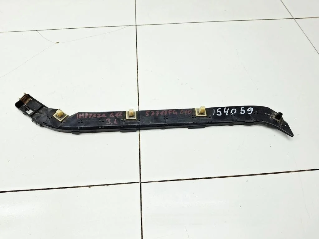 Кронштейн заднего бампера левый Subaru Impreza G12, GE, GH