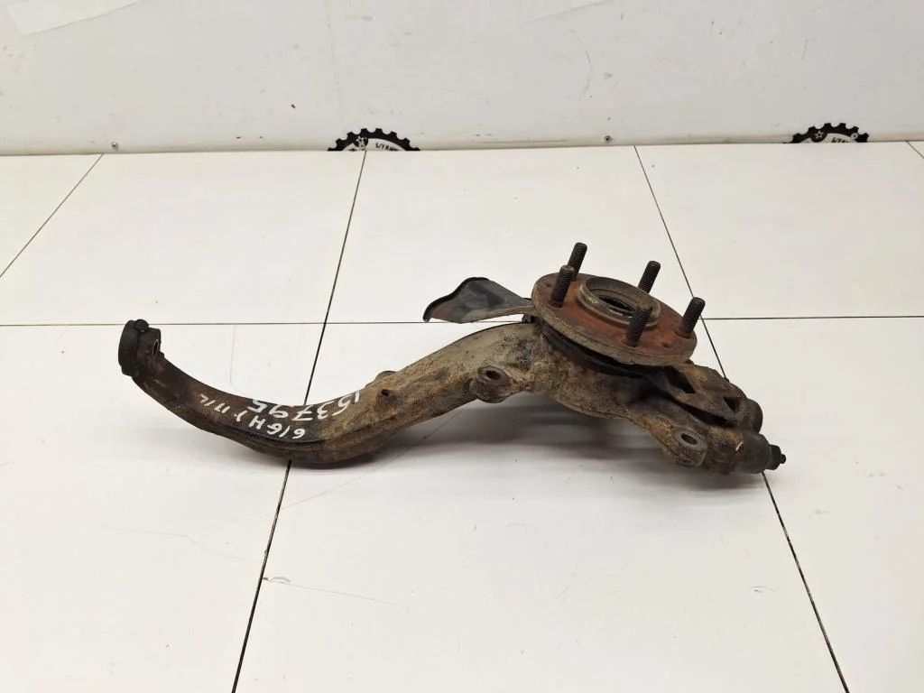 Кулак поворотный передний левый Mazda 6 2009 GH