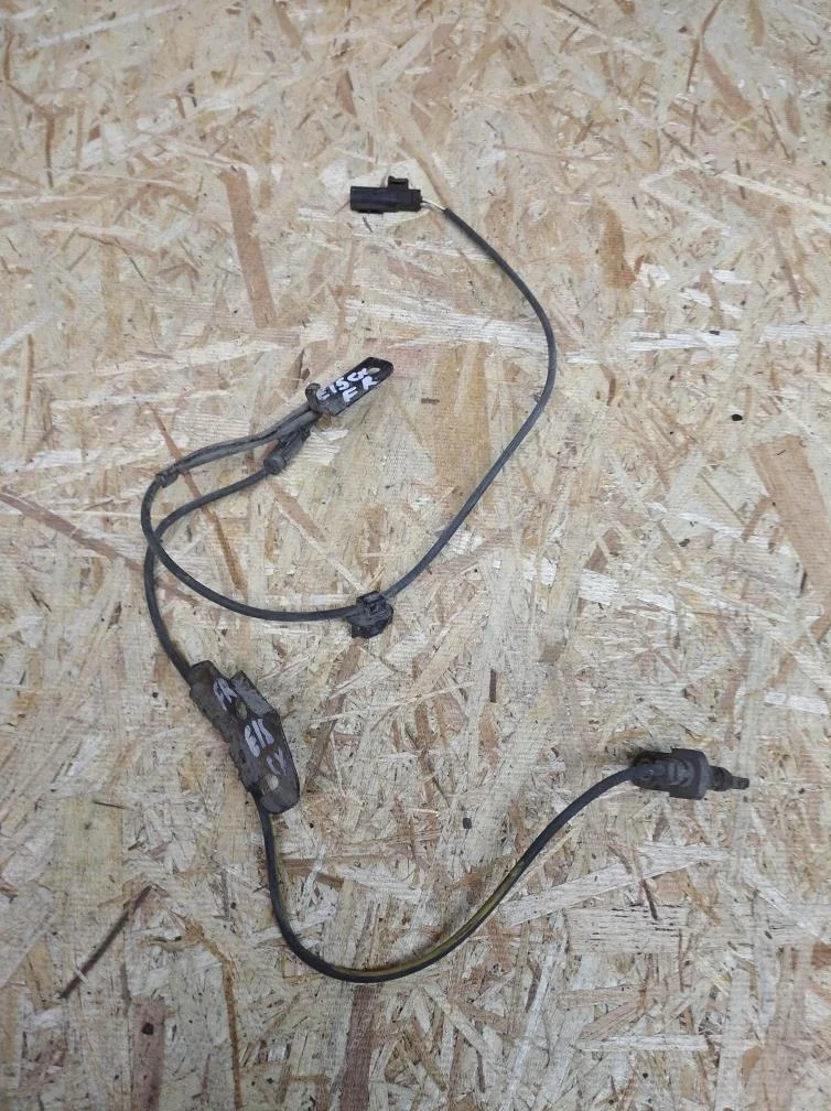 Б.у. датчик abs TOYOTA COROLLA ZRE151 TOYOTA COROLLA ZRE151