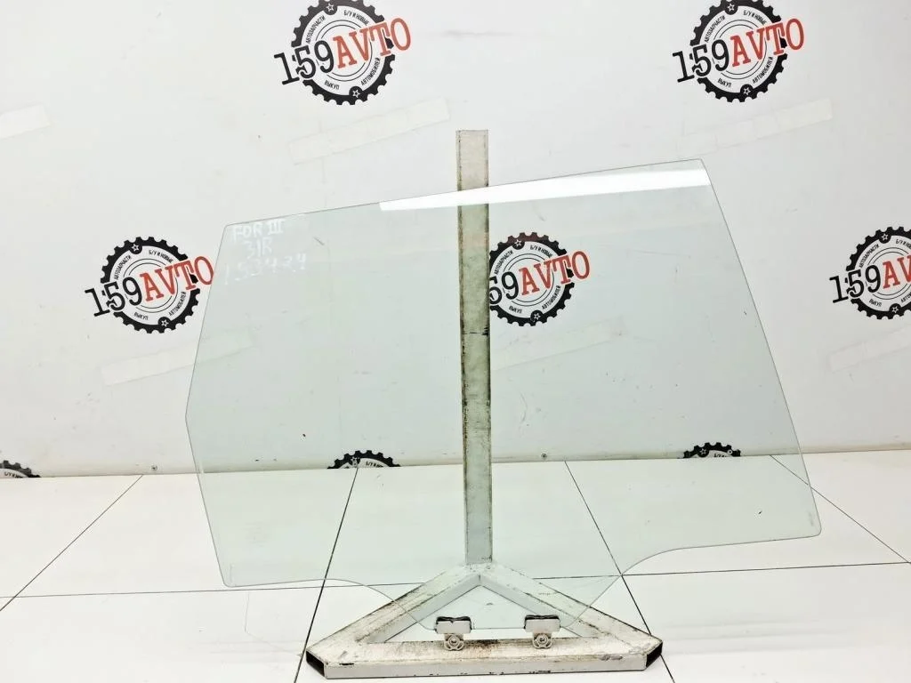 Стекло двери задней правой Subaru Forester S12, SH