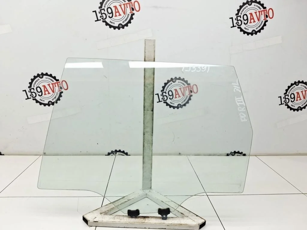 Стекло двери задней левой Subaru Forester S12, SH